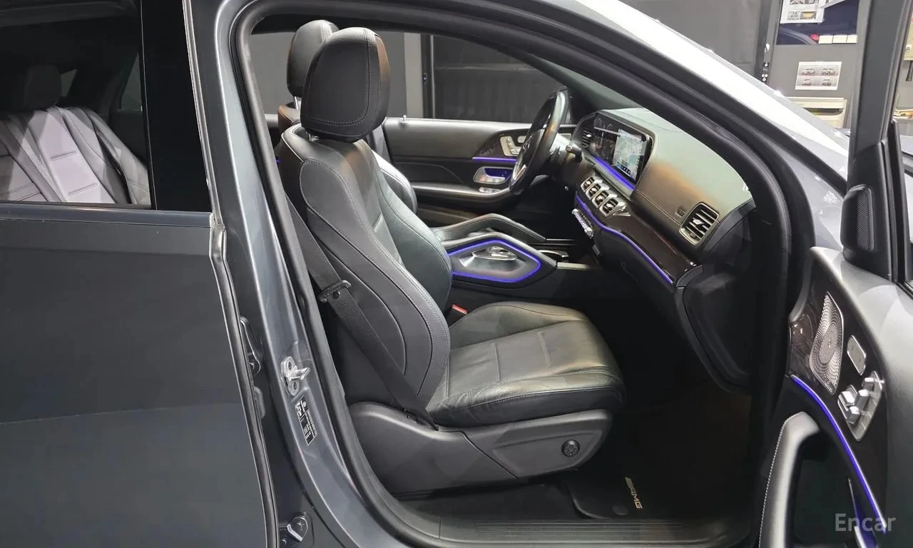 Mercedes-Benz GLE 400 / ДИСТРОНИК / ОБДУХВАНЕ / BURMESTER / HEAD-UP, снимка 11 - Автомобили и джипове - 56127852