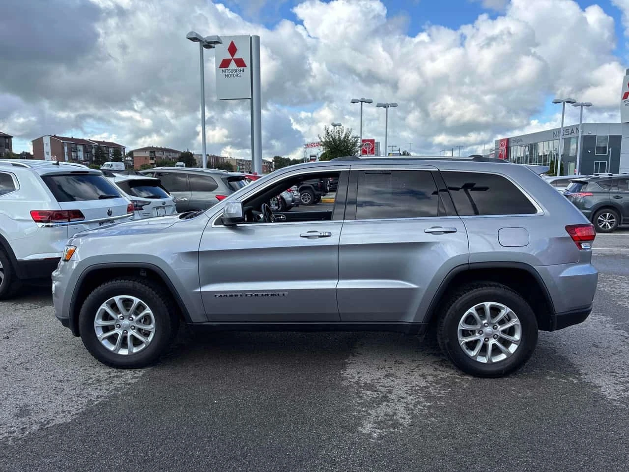 Jeep Grand cherokee * Laredo * CARFAX * ЦЕНА ДО БГ, снимка 2 - Автомобили и джипове - 56315313