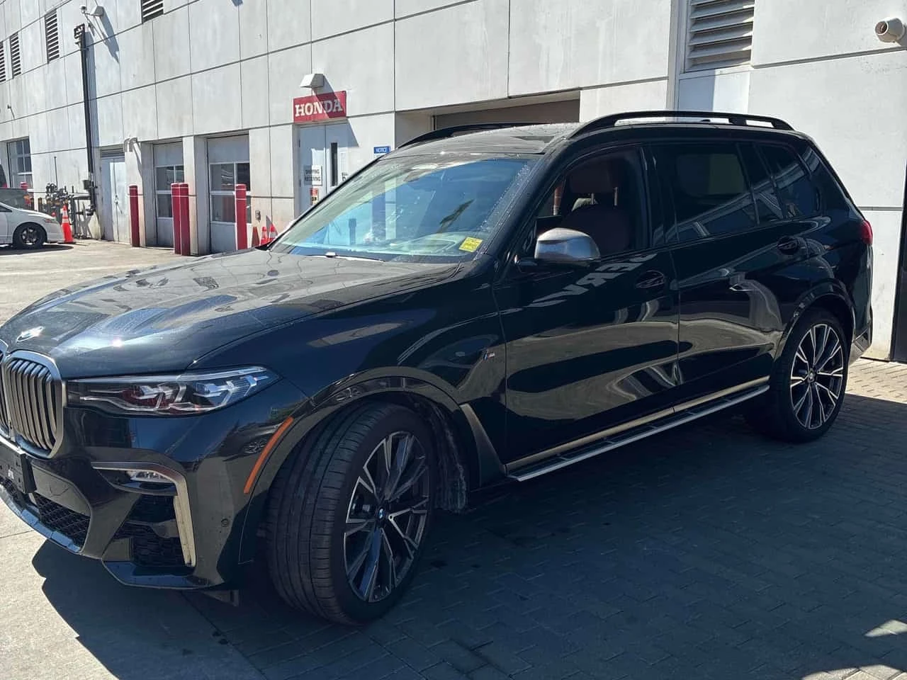 BMW X7 * M50i * CARFAX * ����� �� ����������� | Mobile.bg � ����������� 2