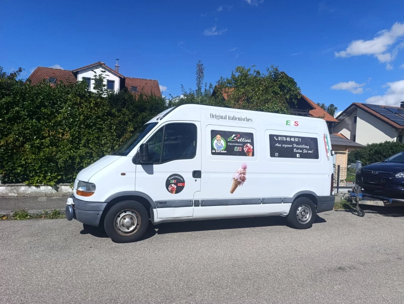 Renault Master Сладоледен бус, готов за работа , снимка 2 - Бусове и автобуси - 53463832