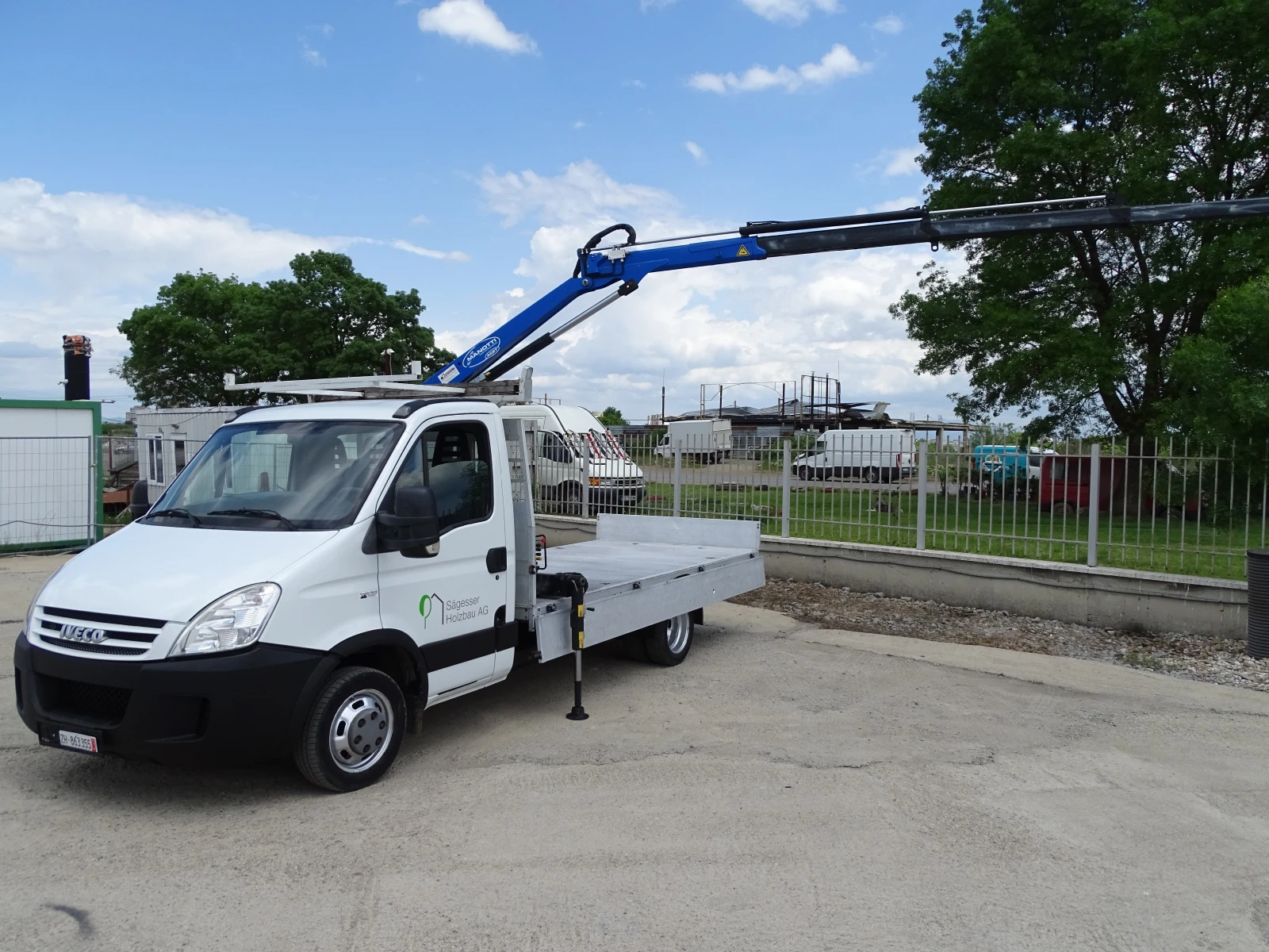 Iveco 35c18 БОРДОВИ С КРАН* * ВНОС ОТ ШВЕЙЦАРИЯ* * , снимка 3 - Бусове и автобуси - 54573082