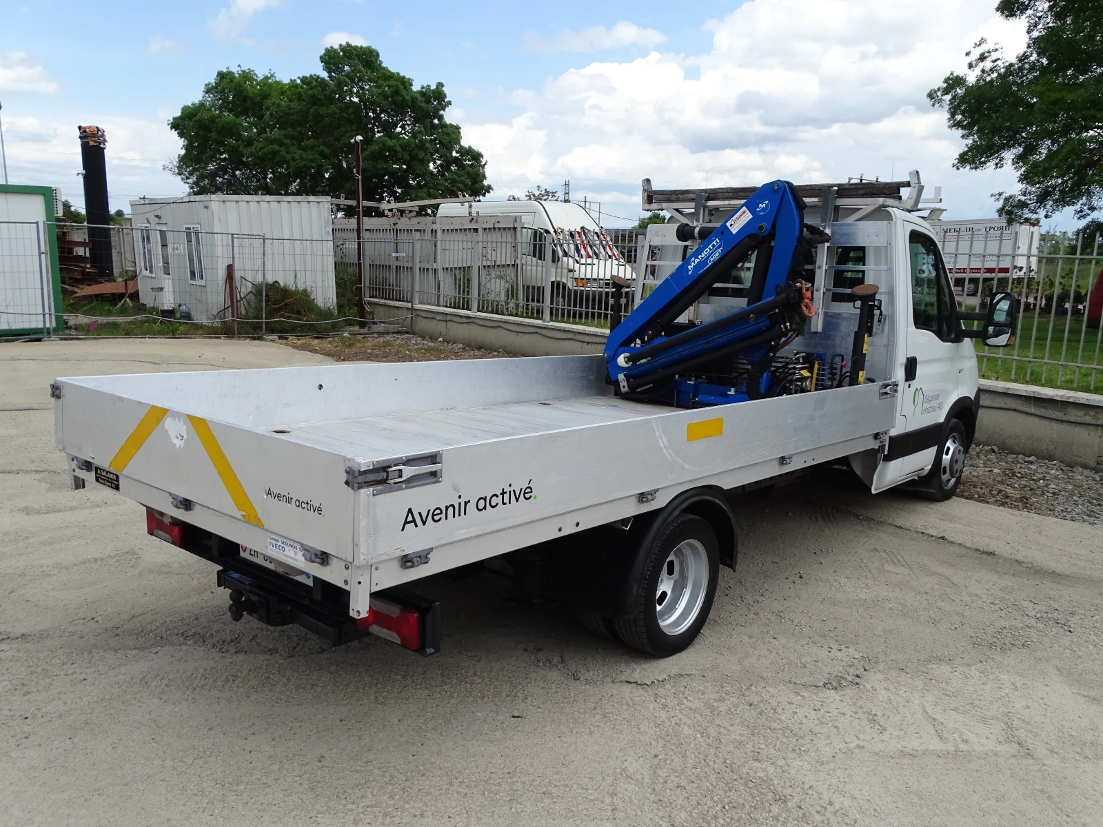 Iveco 35c18 БОРДОВИ С КРАН* * ВНОС ОТ ШВЕЙЦАРИЯ* * , снимка 12 - Бусове и автобуси - 54573082
