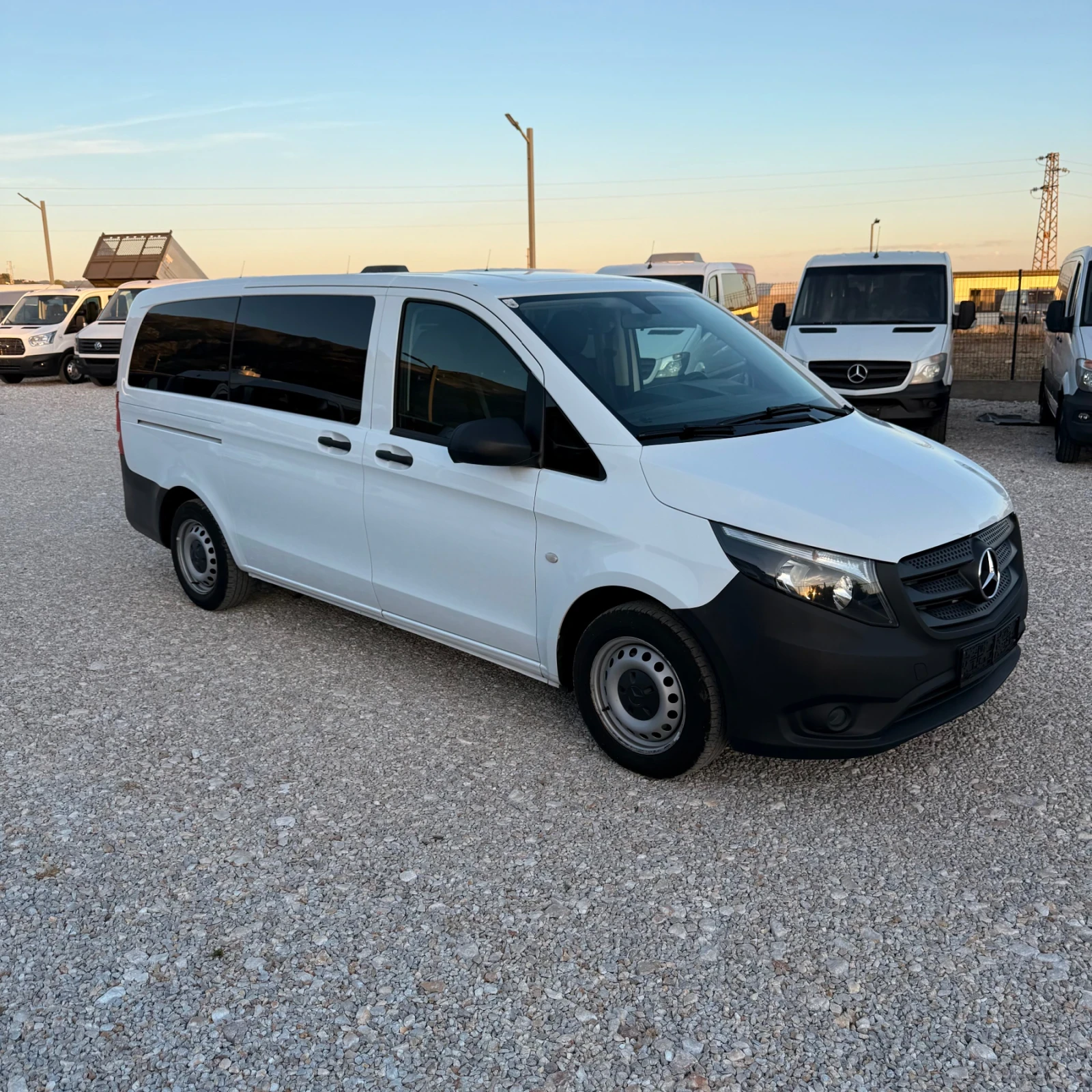Mercedes-Benz Vito 9местен-2.2CDi-Евро6-Климатик, снимка 2 - Бусове и автобуси - 55954942