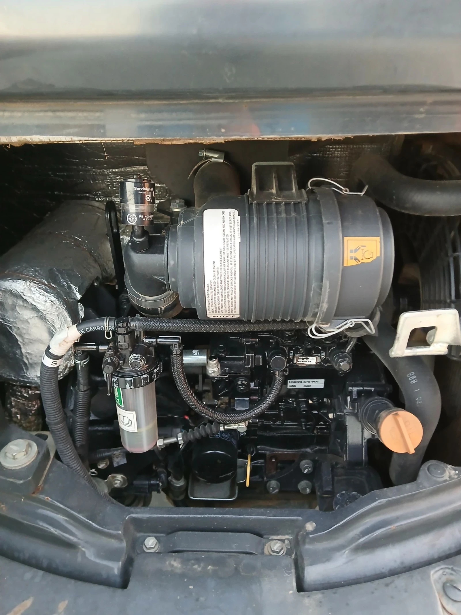 Багер Komatsu PC22MR-3 - изображение 8