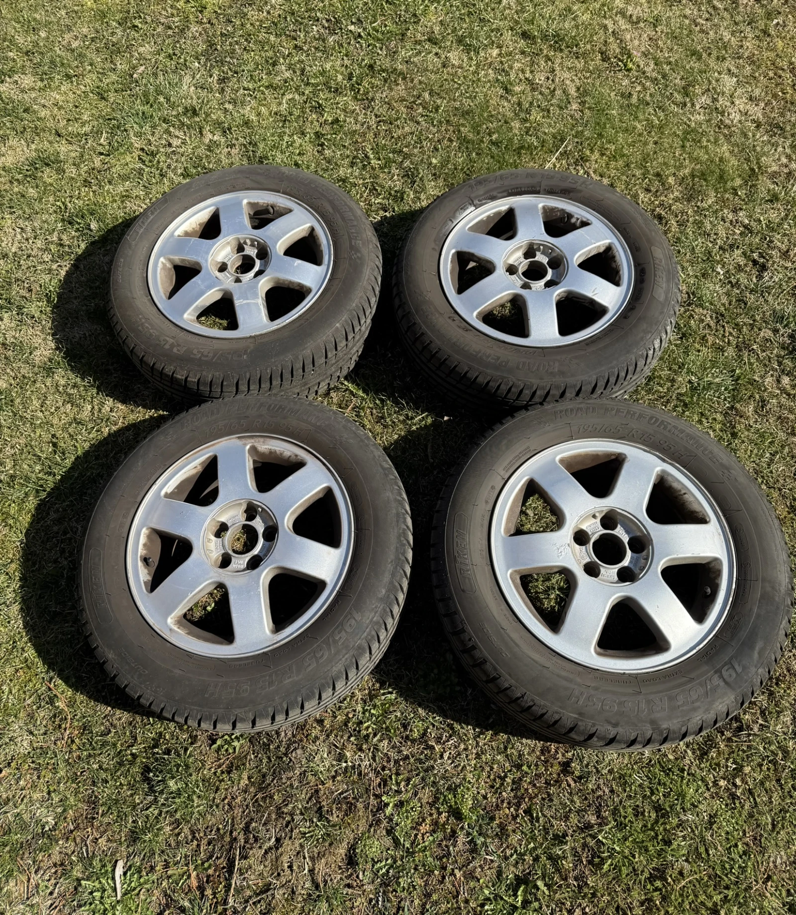 Гуми с джанти Riken 195/65R15