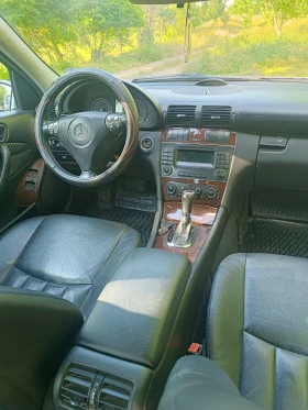 Mercedes-Benz C 270, снимка 11