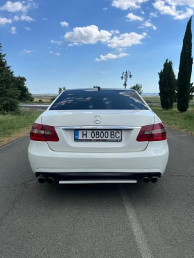 Mercedes-Benz E 220, снимка 5