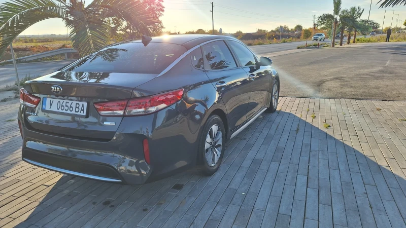 Kia Optima, снимка 8 - Автомобили и джипове - 47913584