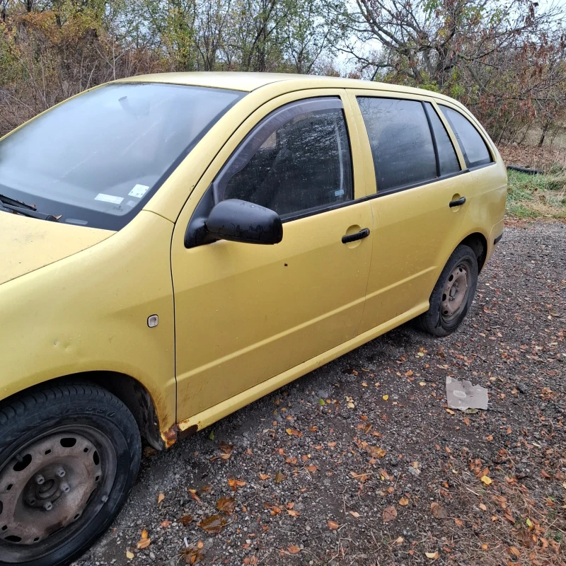 Skoda Fabia, снимка 6 - Автомобили и джипове - 47946402