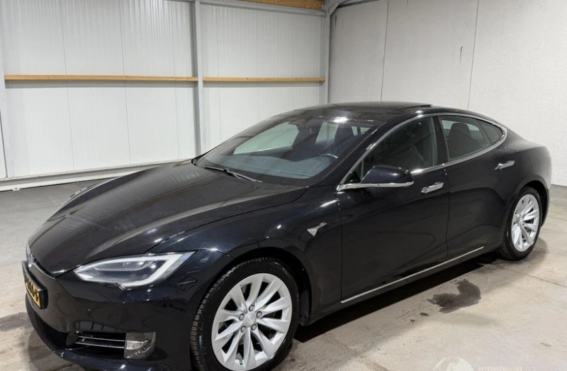 Tesla Model S  4х4 Европейска, снимка 8 - Автомобили и джипове - 51223331