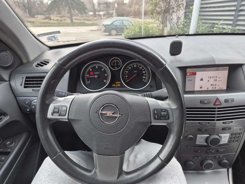Opel Astra 1.7 CDTI Isuzu, снимка 6 - Автомобили и джипове - 52910504