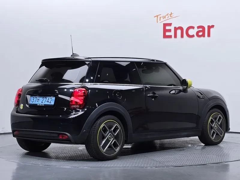 Mini Cooper Se Electric 3Rd Gen, снимка 2 - Автомобили и джипове - 55350389