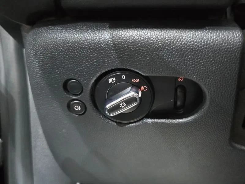 Mini Cooper Se Electric 3Rd Gen, снимка 15 - Автомобили и джипове - 55350389