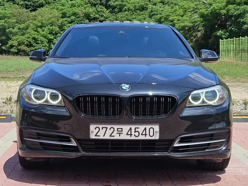 BMW 520 d-MSport xDrive - САМО 30% АВАНС, снимка 3 - Автомобили и джипове - 55740814