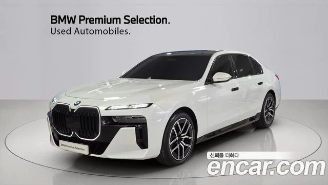 BMW 740