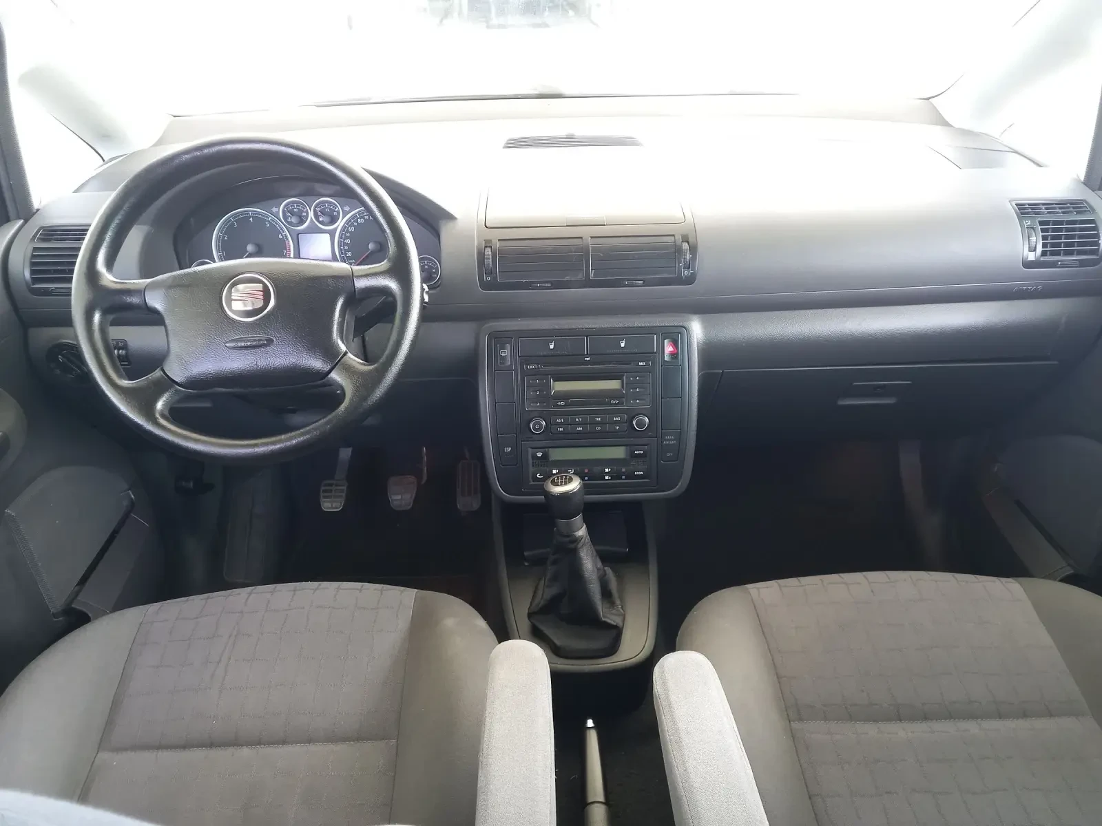 Seat Alhambra 1.8i turbo 150k.c.6+ 1 SPORT | Mobile.bg — изображение 11