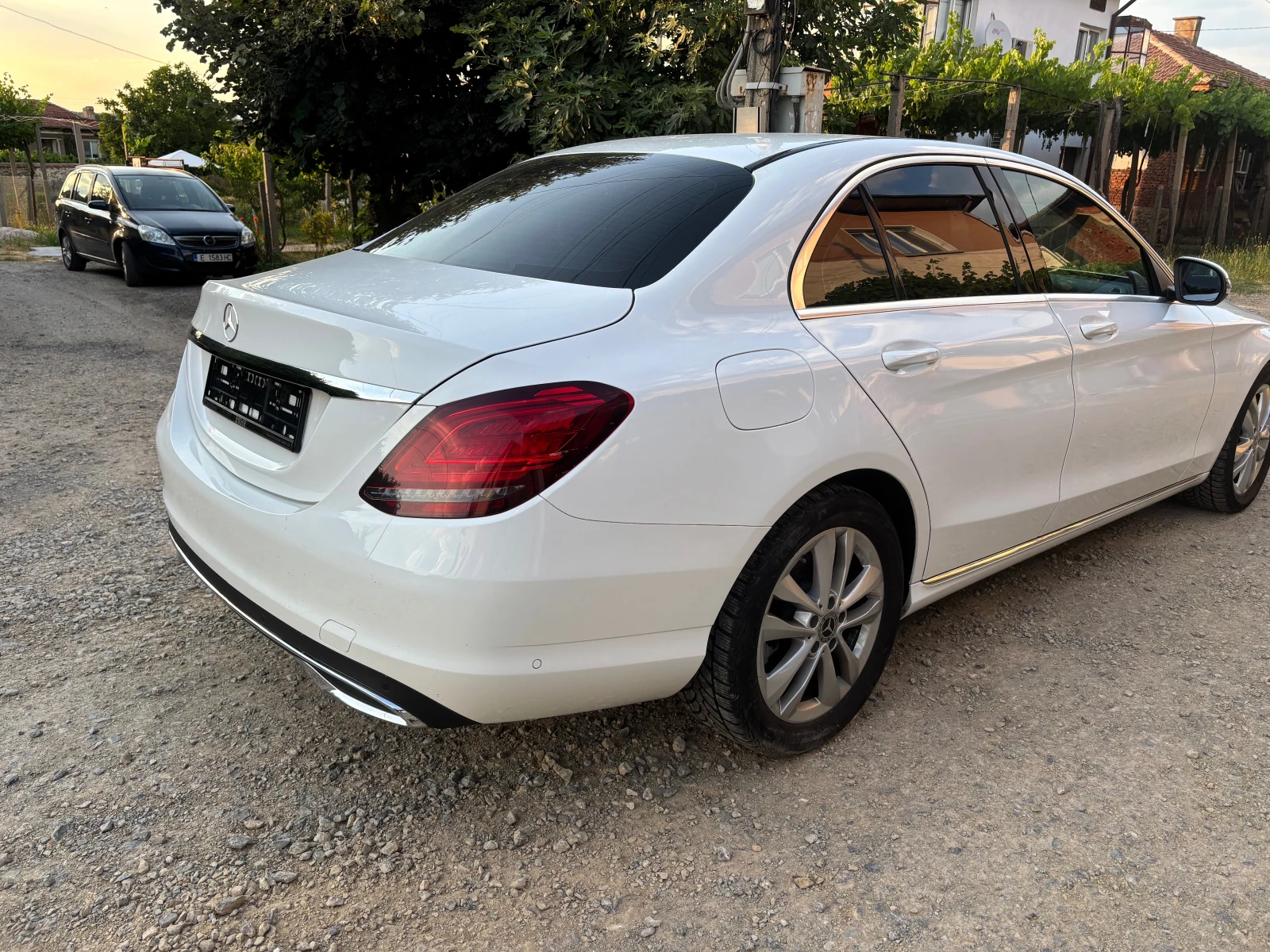 Mercedes-Benz C 200  - изображение 4
