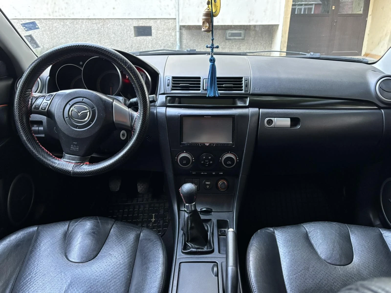 Mazda 3 2.0 - изображение 8