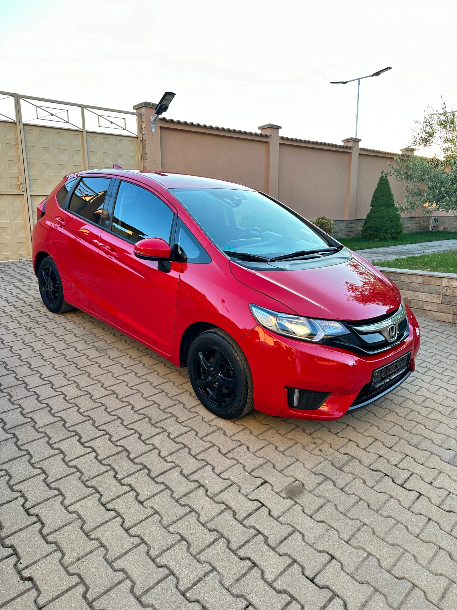 Honda Jazz 1.3 - изображение 2