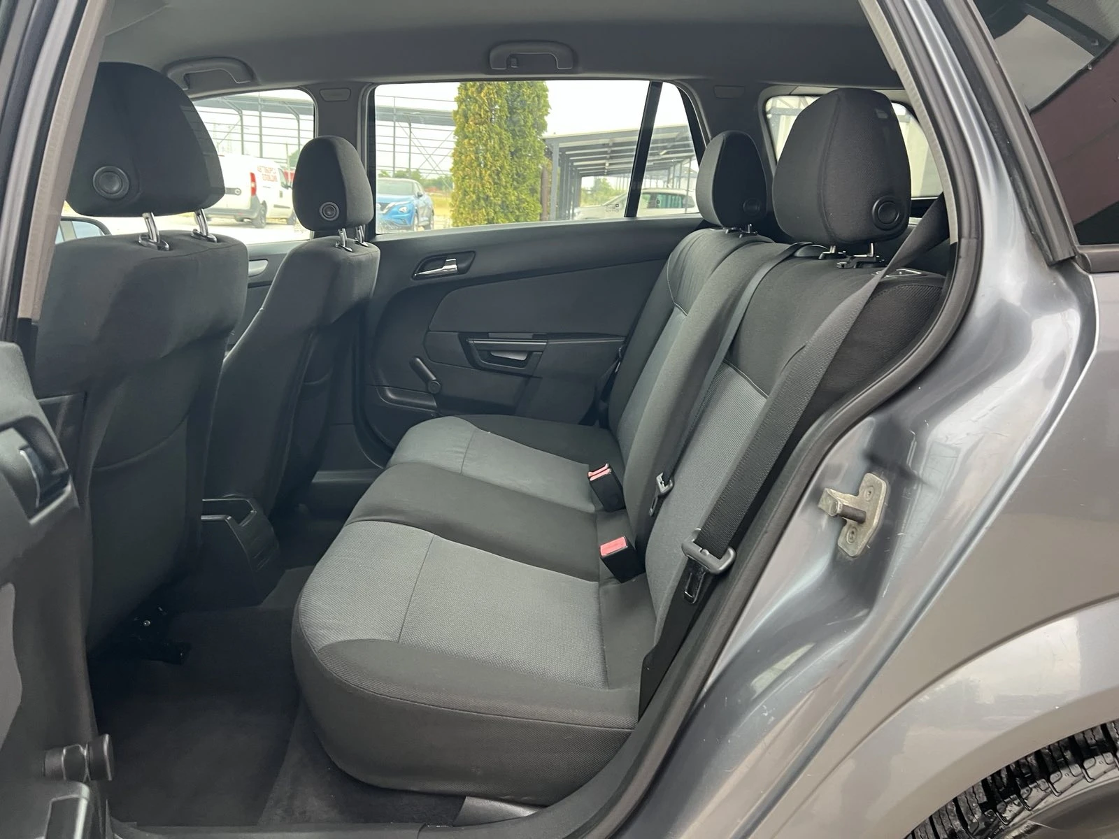 Opel Astra 1.7CDTi - изображение 9