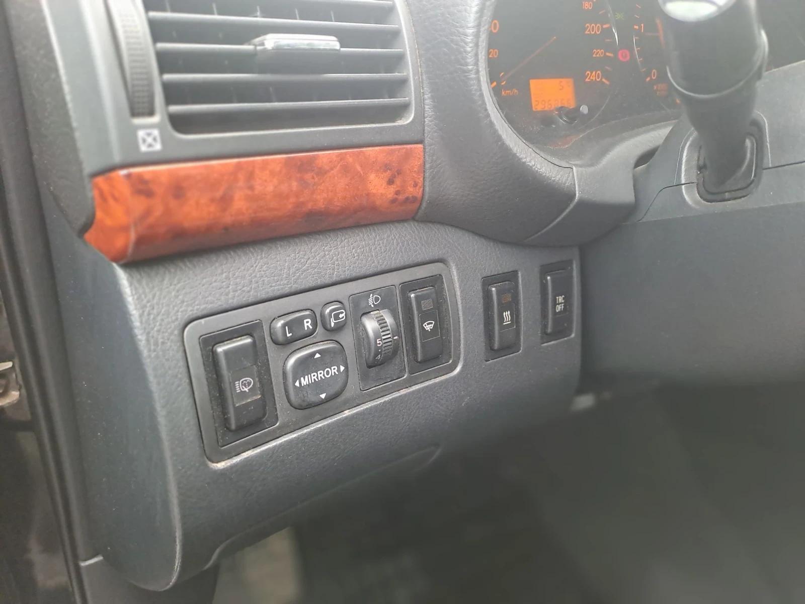 Toyota Avensis D4D 116к.с. - изображение 8