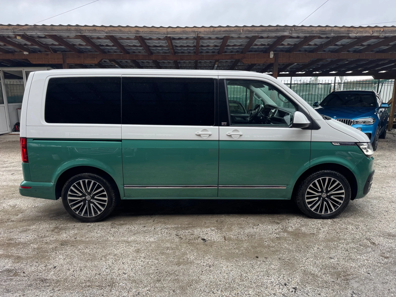 VW Multivan 2, 0TDI, 4MOTION, GENERATION SIX, нов внос Германи - изображение 2