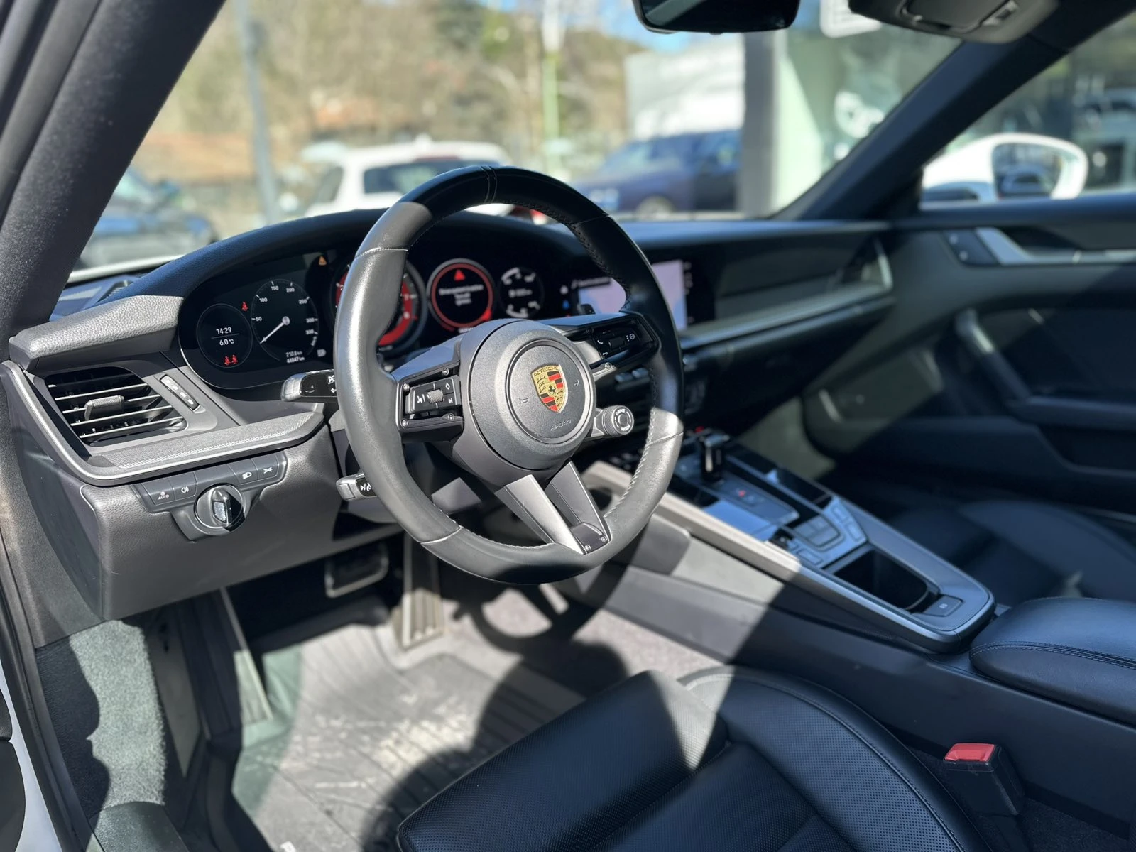 Porsche 911 Carrera S/COUPE/BOSE/CAMERA 360/PANO/ - изображение 8