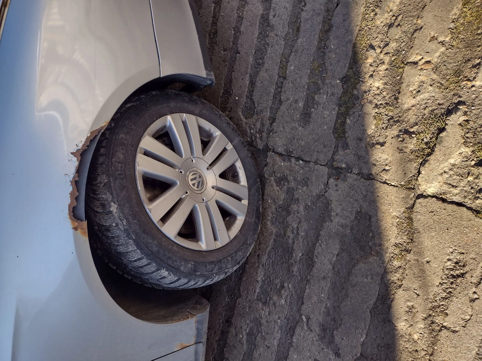 VW Passat, снимка 2 - Автомобили и джипове - 53733729