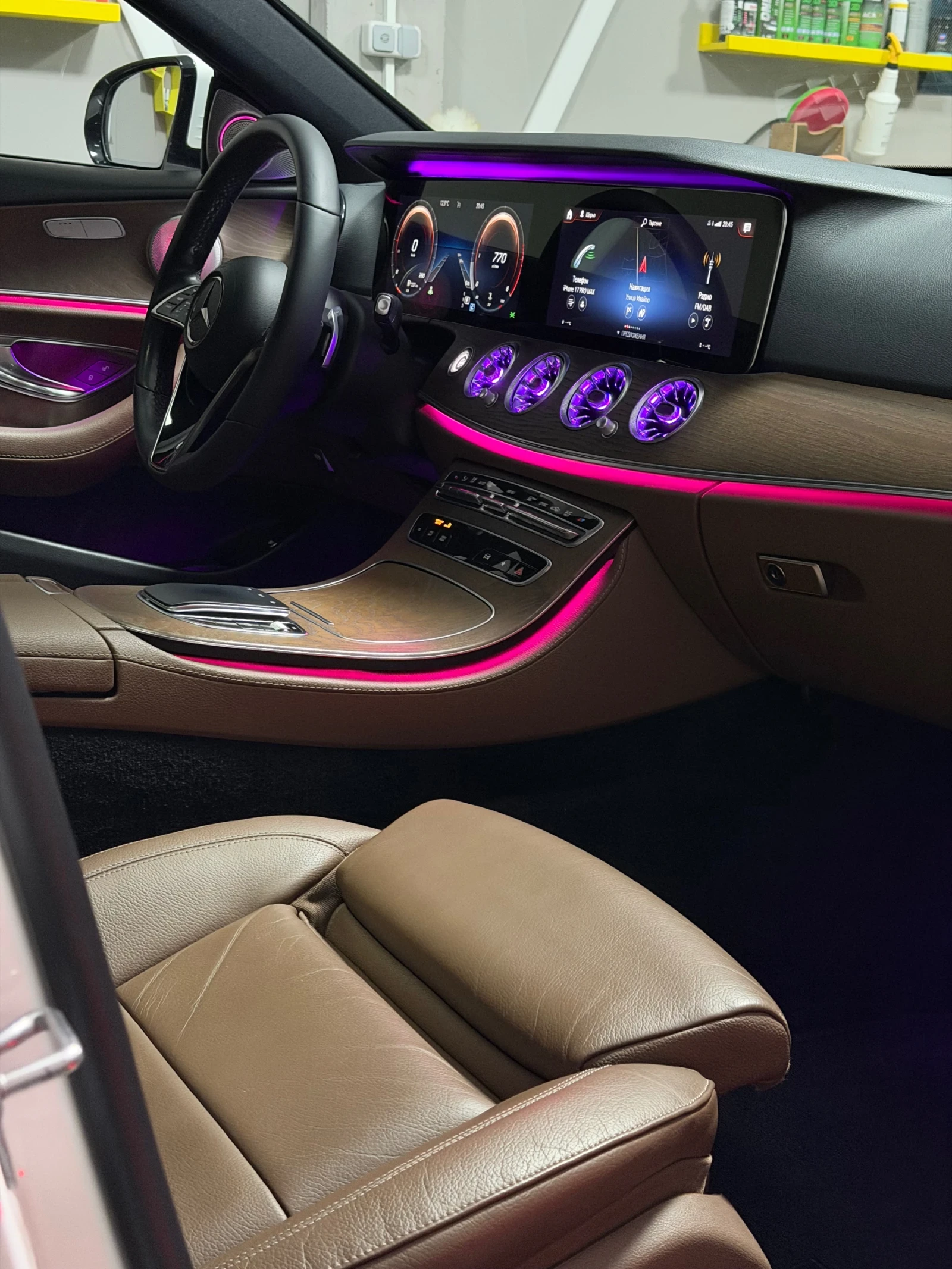 Mercedes-Benz E 220 Facelift, AMG Line, снимка 10 - Автомобили и джипове - 54111603