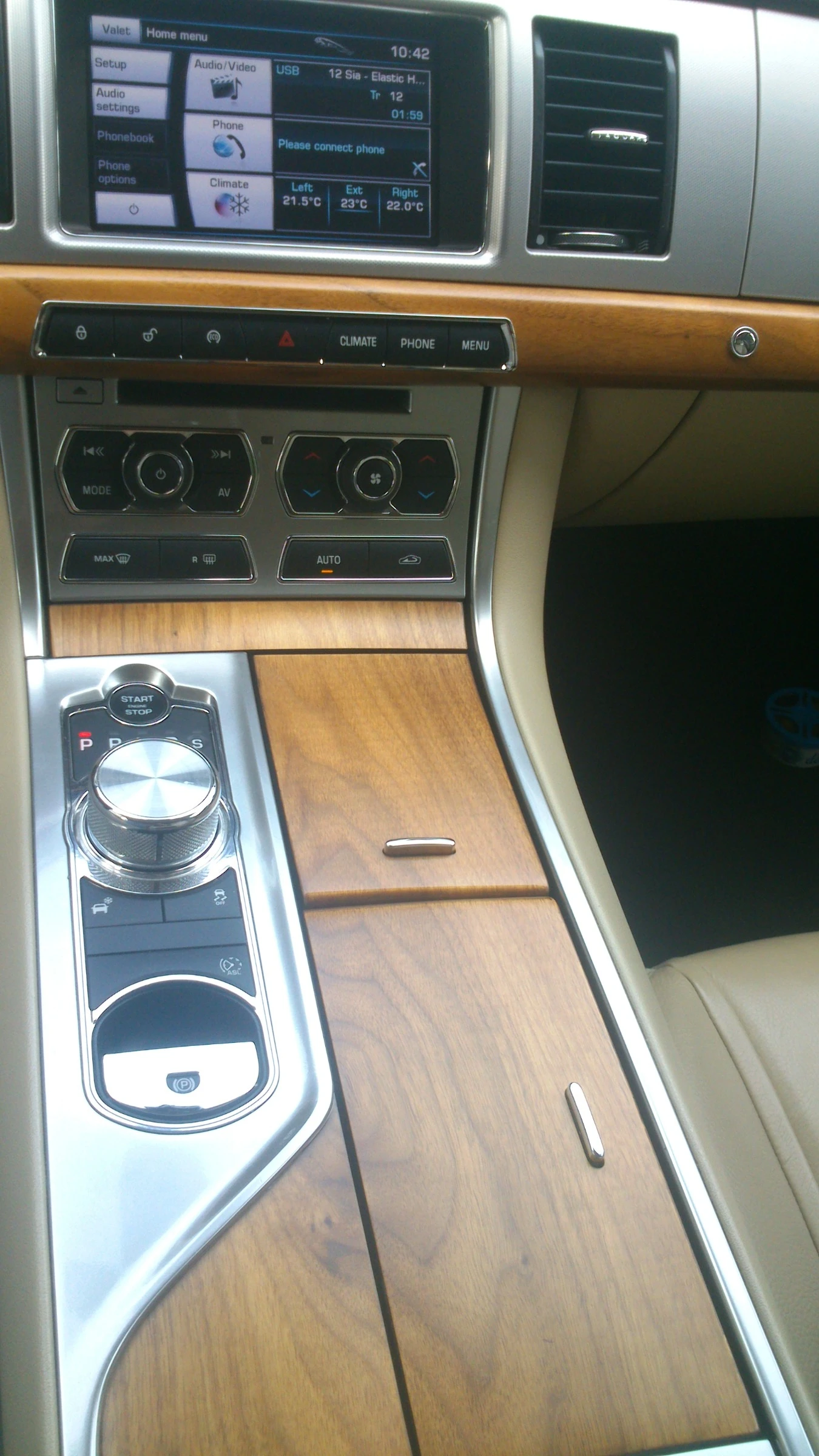 Jaguar Xf, снимка 4 - Автомобили и джипове - 54124661