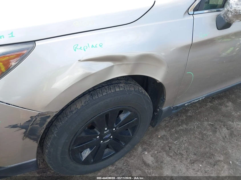 Subaru Outback 2.5l 2.5I Premium, снимка 6 - Автомобили и джипове - 54371824