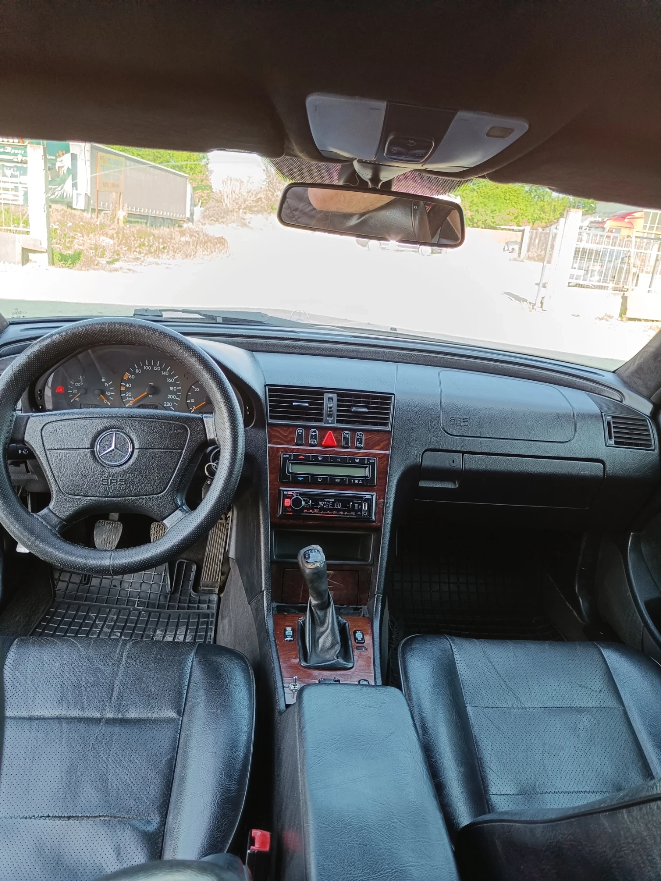 Mercedes-Benz C 220 2.2 CDI, снимка 8 - Автомобили и джипове - 54514487