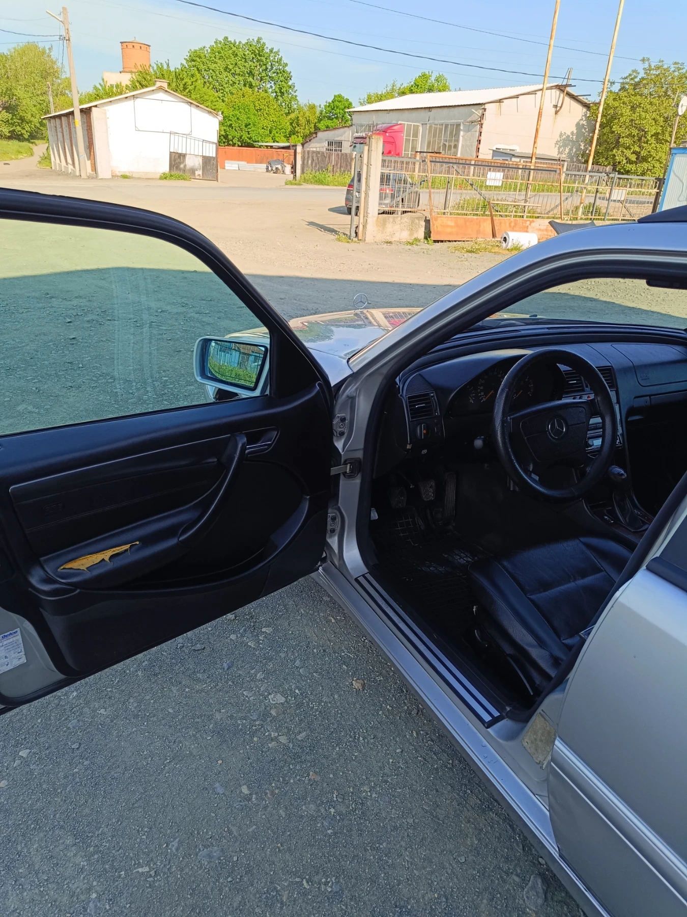Mercedes-Benz C 220 2.2 CDI, снимка 6 - Автомобили и джипове - 54514487