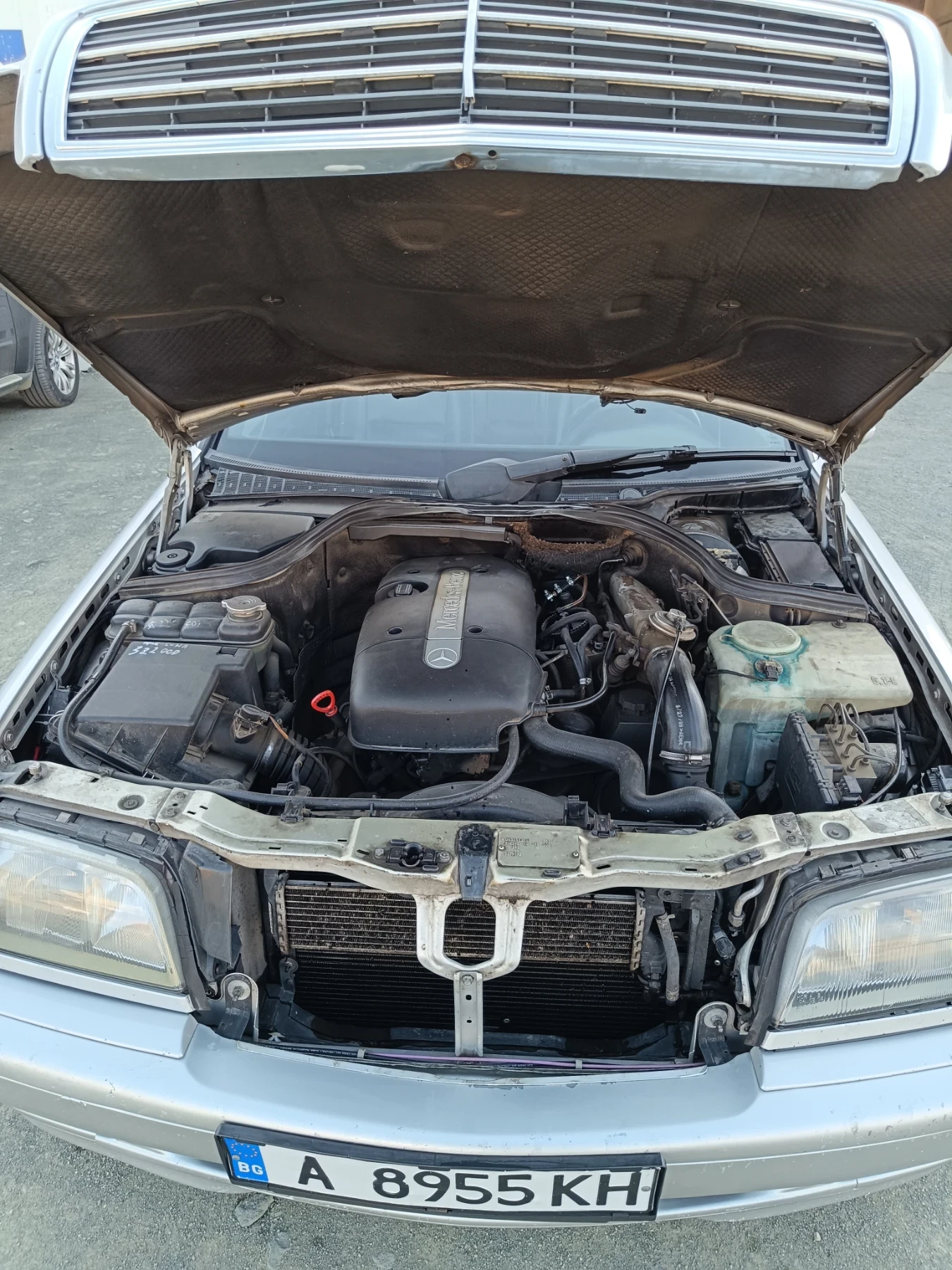 Mercedes-Benz C 220 2.2 CDI, снимка 15 - Автомобили и джипове - 54514487