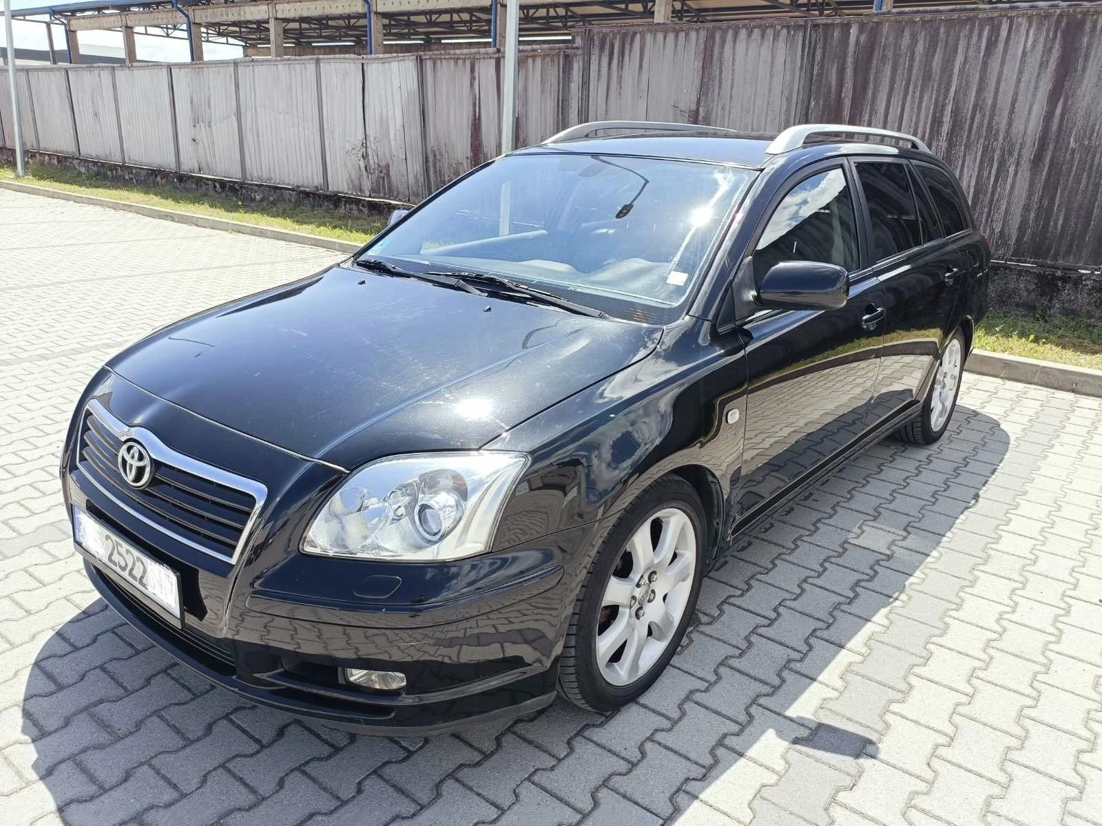 Toyota Avensis, снимка 2 - Автомобили и джипове - 54601158