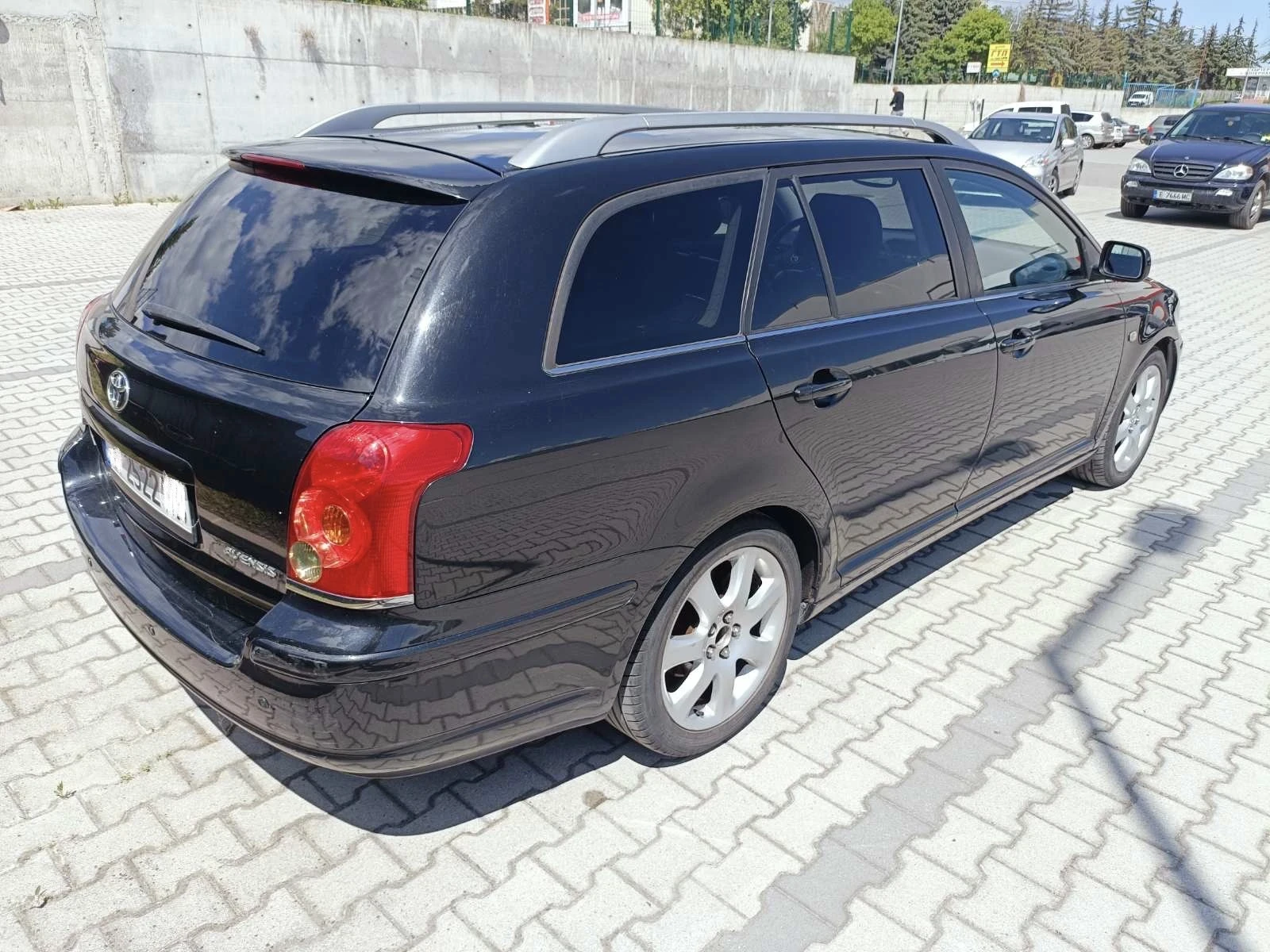 Toyota Avensis, снимка 10 - Автомобили и джипове - 54601158