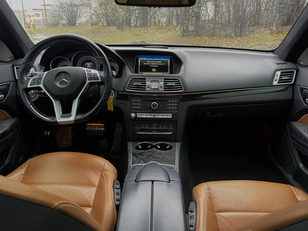 Mercedes-Benz E 400 AMG * DISTRONIC * PANO  , снимка 11 - Автомобили и джипове - 54606131