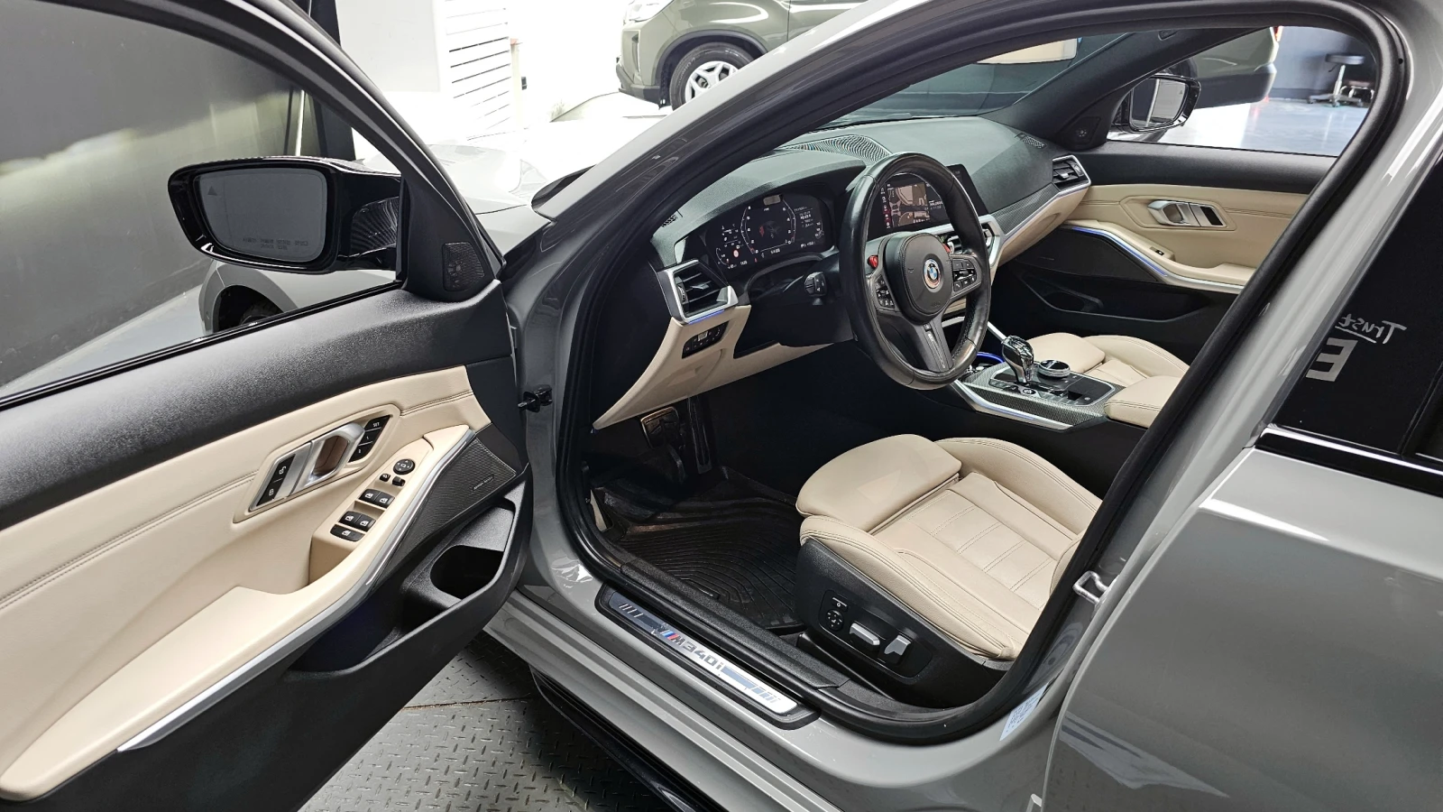 BMW 340 * DIS* 360* PANO* HARMAN* , снимка 5 - Автомобили и джипове - 54735594
