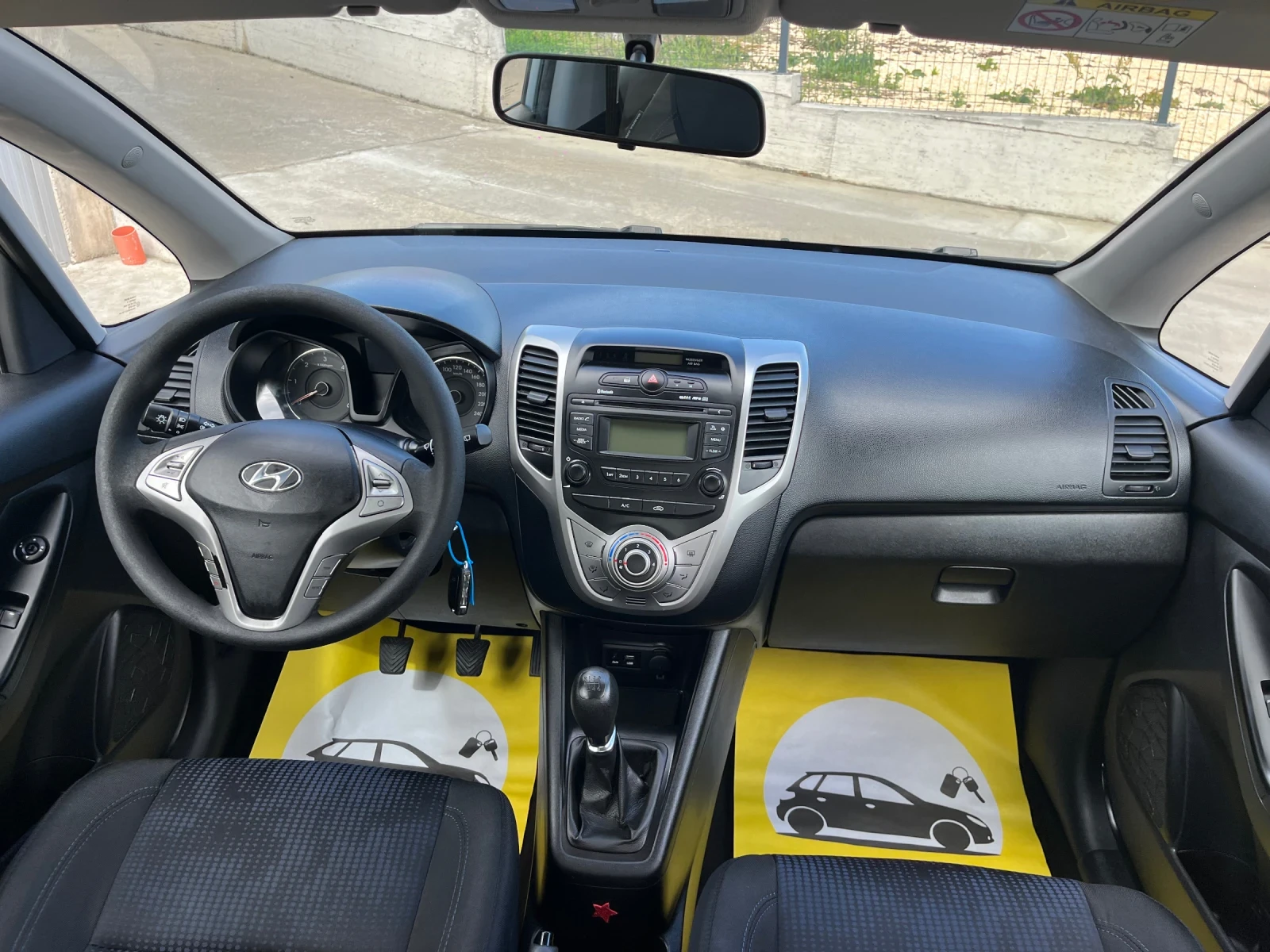 Hyundai Ix20 1.4crdi, снимка 9 - Автомобили и джипове - 54775685