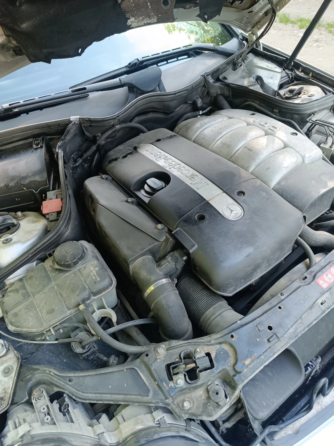 Mercedes-Benz C 270, снимка 16 - Автомобили и джипове - 54811137