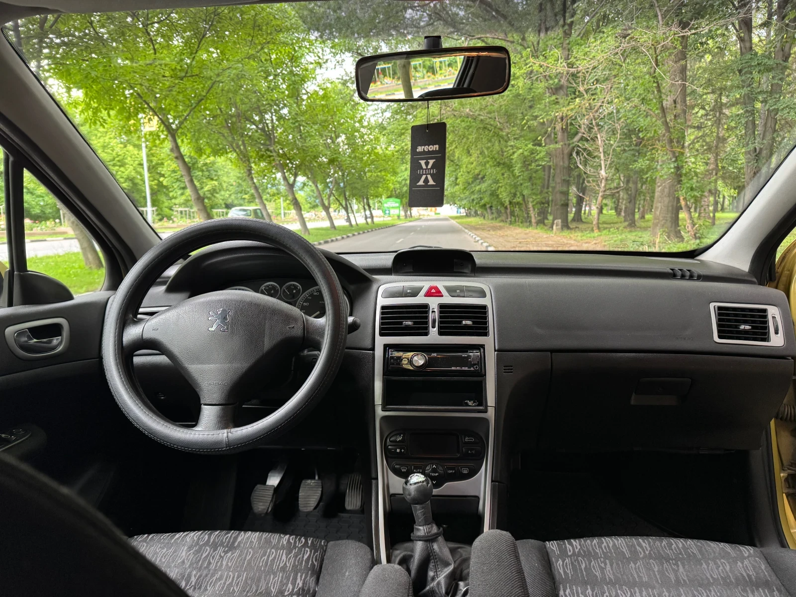 Peugeot 307, снимка 10 - Автомобили и джипове - 54903615