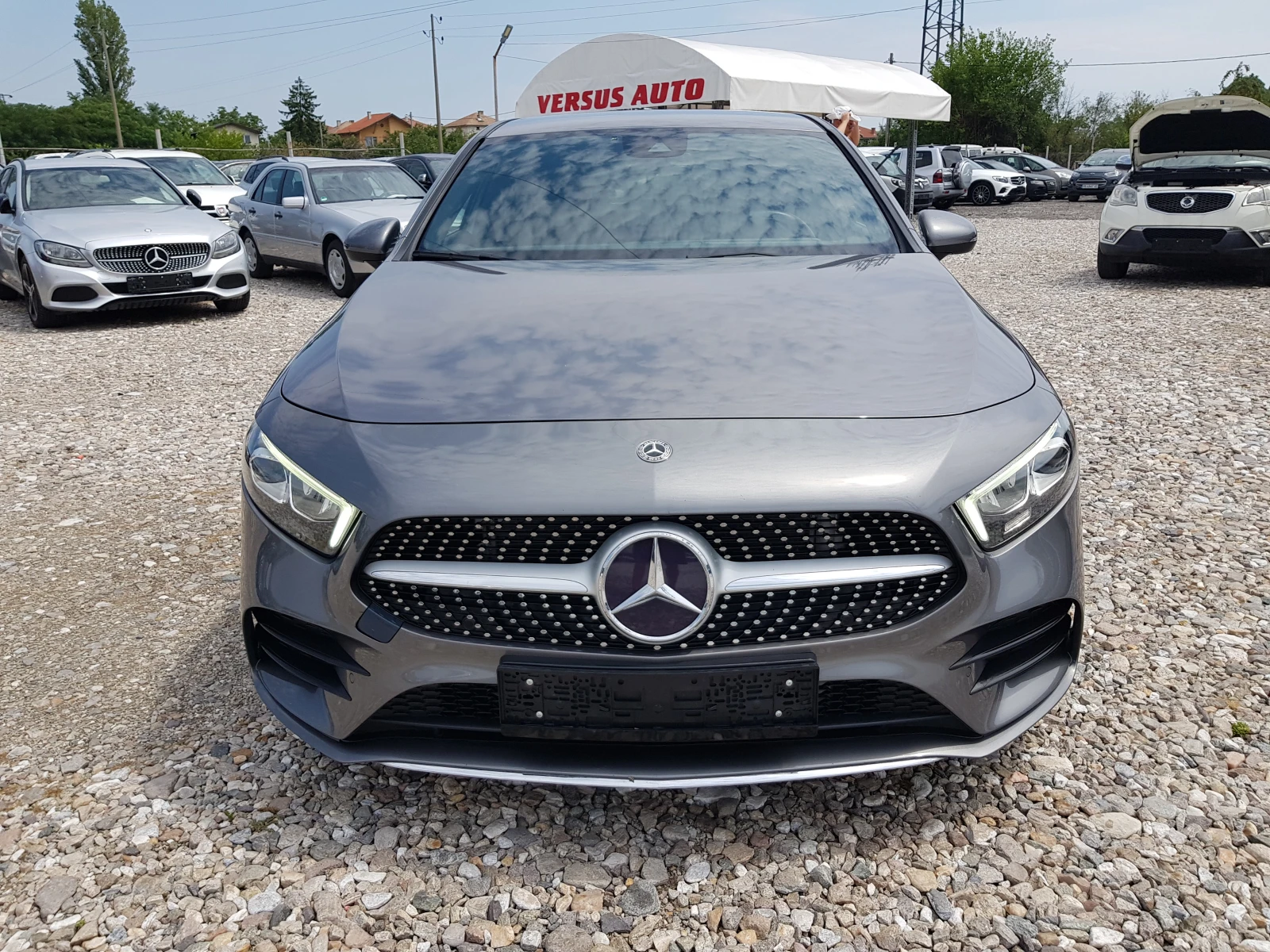 Mercedes-Benz A 180 D AMG EDITION/ДИСТРОНИК/ПОДГРЕВ/КЕЙ ЛЕС /05/2019г., снимка 2 - Автомобили и джипове - 55402350