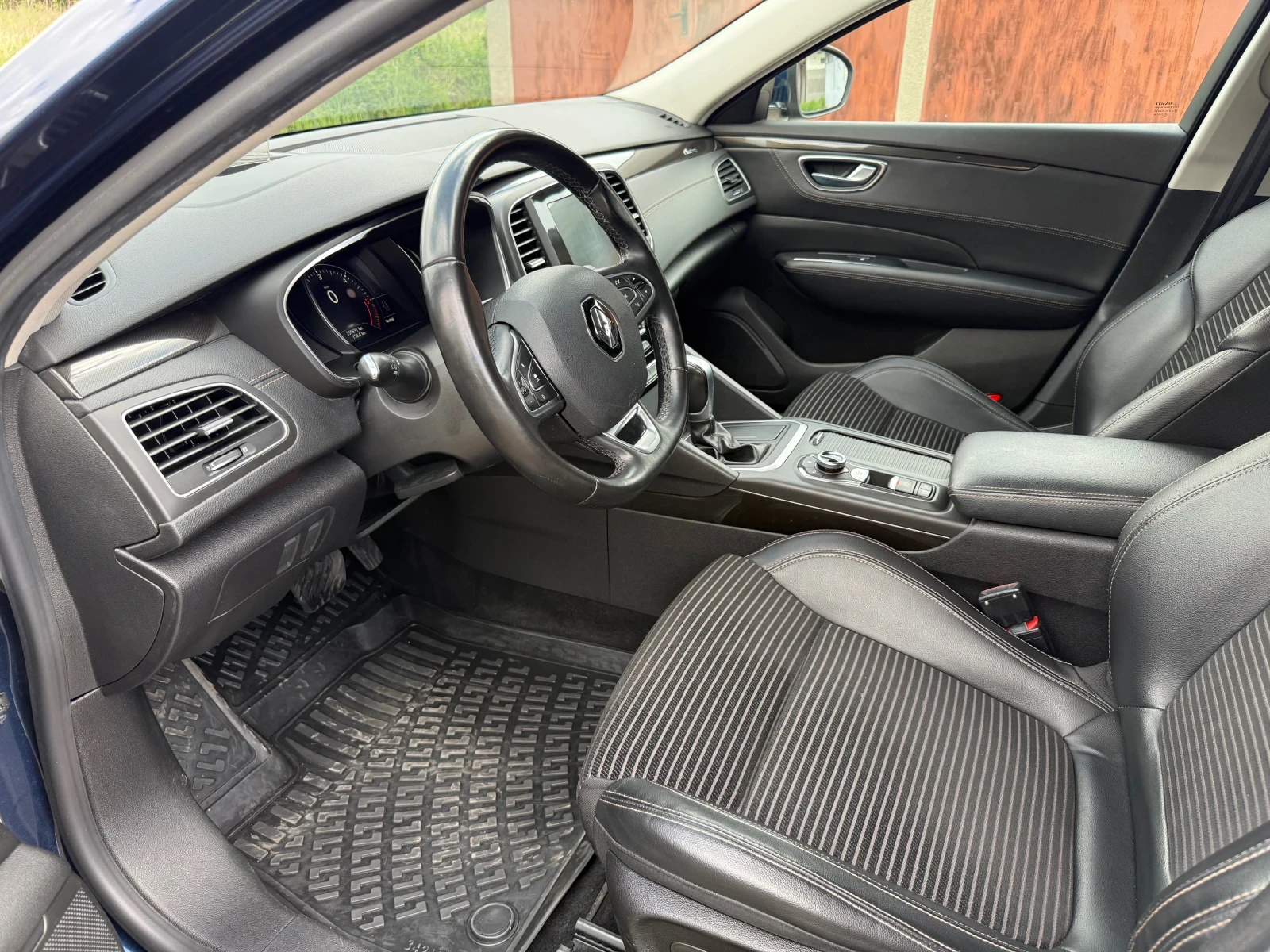 Renault Talisman 1.6dci, снимка 15 - Автомобили и джипове - 55408862