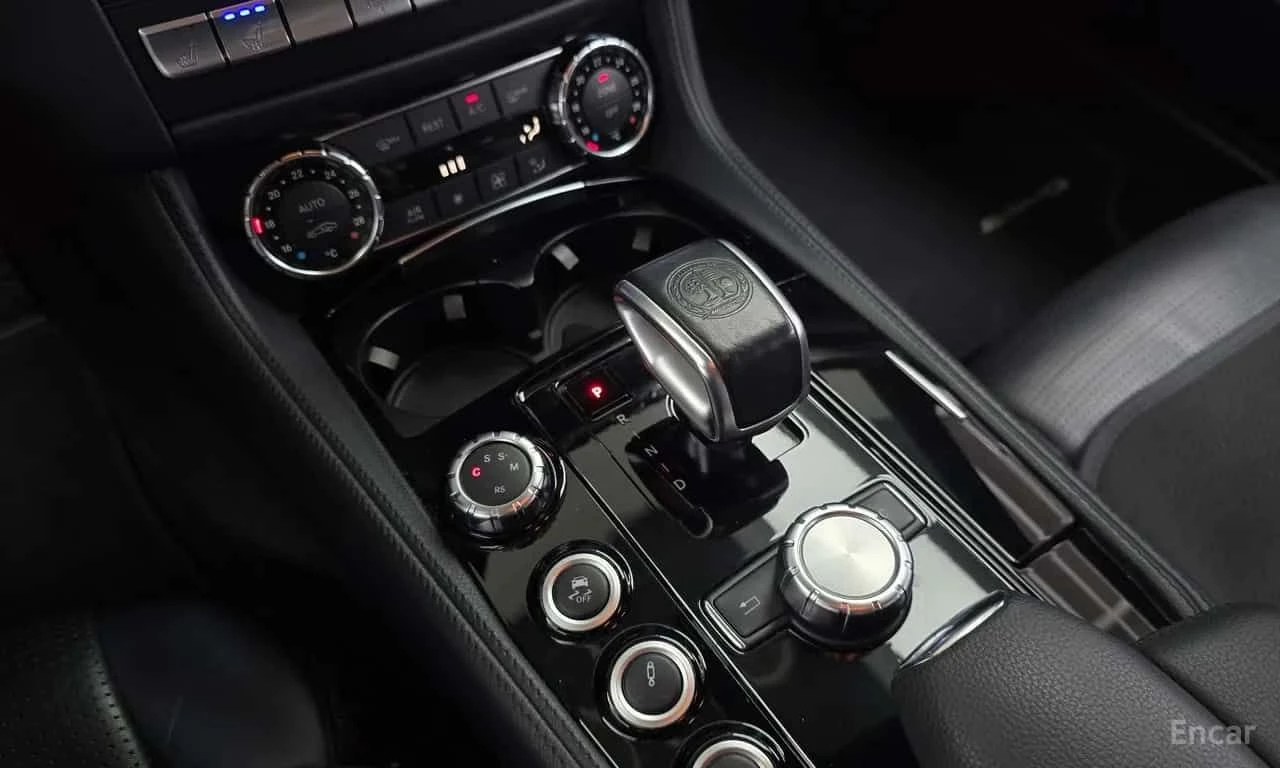 Mercedes-Benz CLS * CLS63 AMG * ЦЕНА ДО БГ, снимка 9 - Автомобили и джипове - 55574364