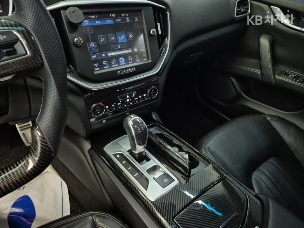 Maserati Ghibli S 3.0 V6 SPORT+ FULL, снимка 11 - Автомобили и джипове - 55705699