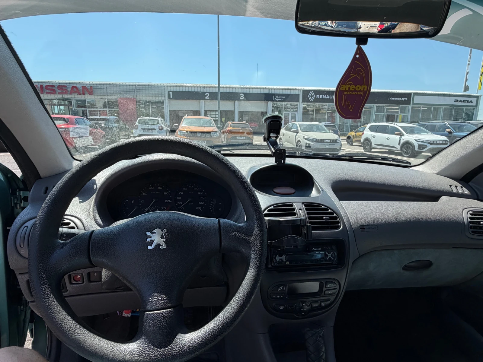 Peugeot 206, снимка 8 - Автомобили и джипове - 55709864