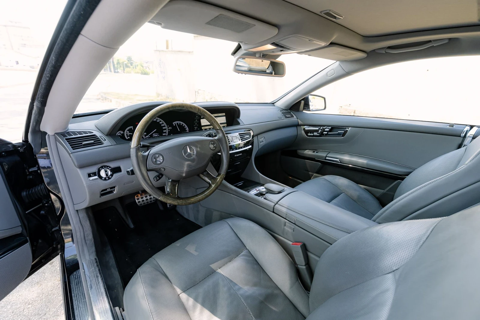 Mercedes-Benz CL 550 4Matic* Airmatic* AMG Pack * FULL !, снимка 9 - Автомобили и джипове - 55802319