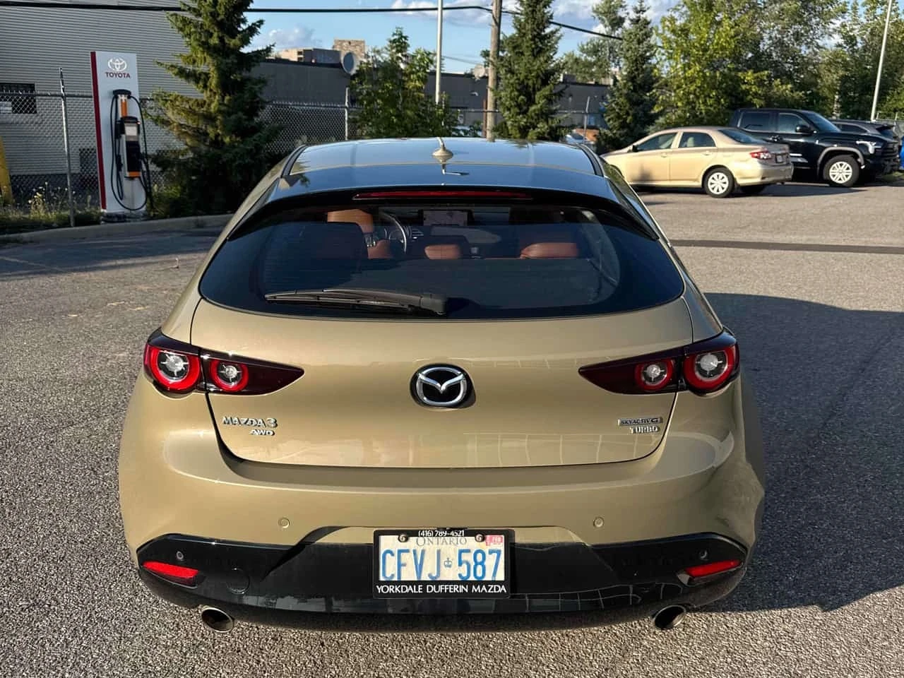 Mazda 3 SPORT Suna / 2.5L / HUD / АВТОКРЕДИТ , снимка 5 - Автомобили и джипове - 56295311