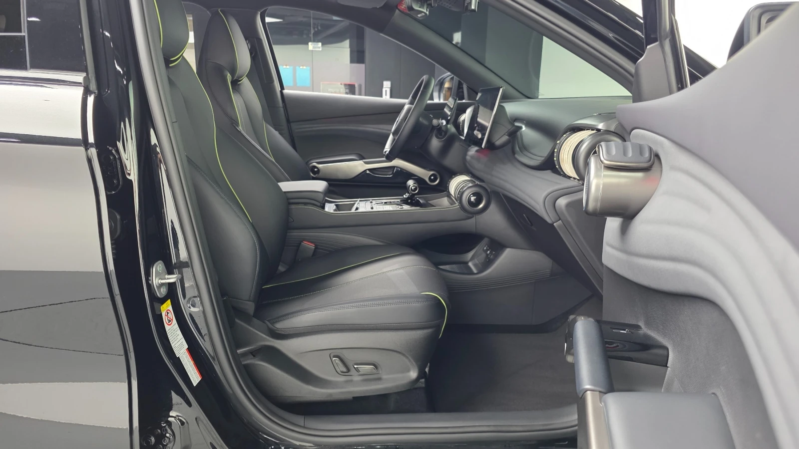 BYD Atto3 * DIST * ПОДГРЕВ * 360 * ПАНО, снимка 10 - Автомобили и джипове - 56563888