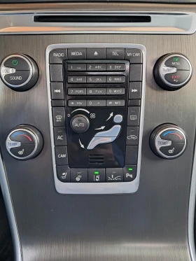 Volvo XC60 3.0 AWD T6 PREMIER+ , снимка 14